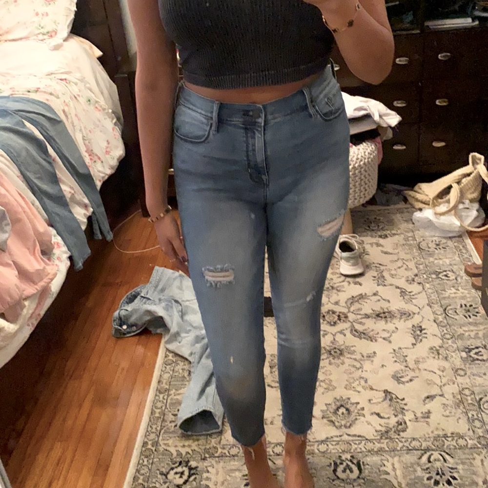 PacSun medium wash distressed skinny jeans, size 28